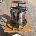 Manual honey Press
